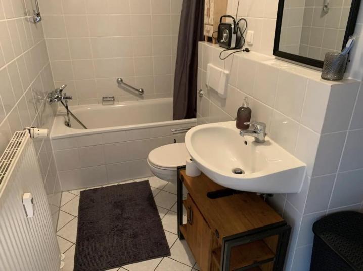 Live Easy With Balcony,Netflix, Quiet, Close To Football Stadium, Direct Train Connection, Espresso Maker Leipzig Exterior photo